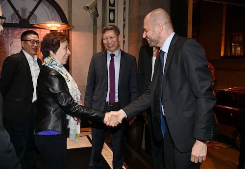 2023.3.16-微信-sunbet申搏官方网站和西门子能源携手推进绿色转型,共同打造现代能源体系1 2023.3.16-微信-sunbet申搏官方网站和西门子能源携手推进绿色转型,共同打造现代能源体系1