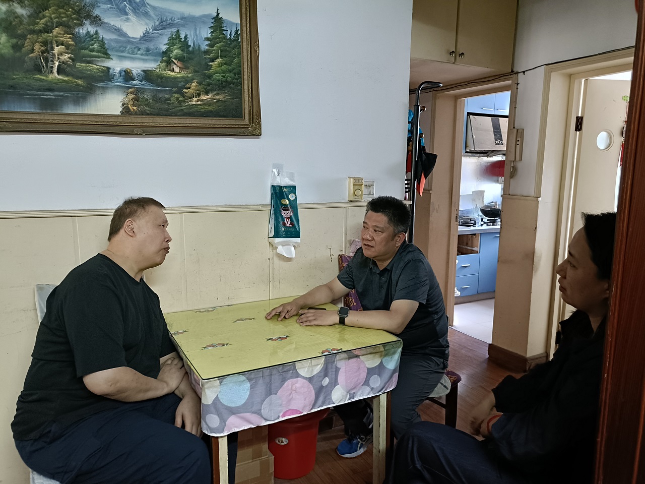 端午慰问离岗职工-黄浦